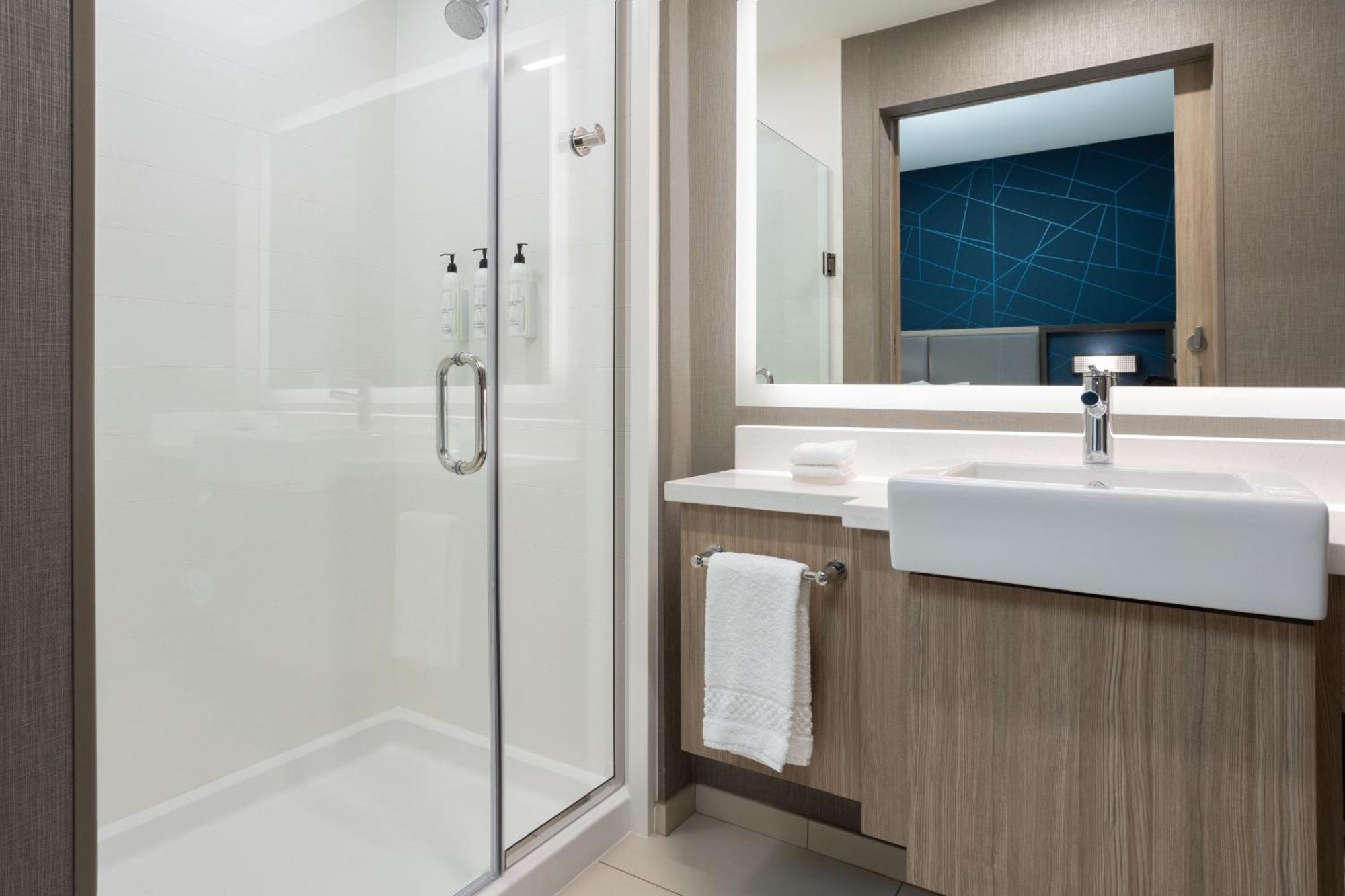 Springhill Suites By Marriott Pleasanton Exterior foto
